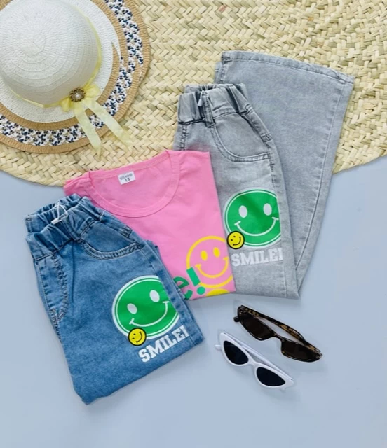 ست تیشرت شلوار طرح لبخند کد 35